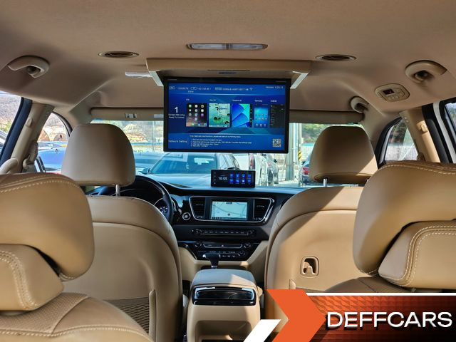 Kia CARNIVAL 7-Seater Limousine President купить на сайте DeffCars