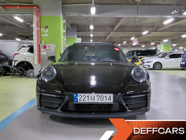 Porsche 911 Carrera 4 GTS купить на сайте DeffCars