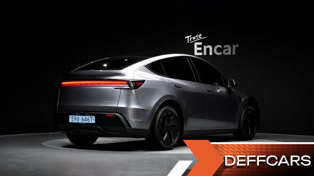 Tesla MODEL Y Long Range AWD купить на сайте DeffCars