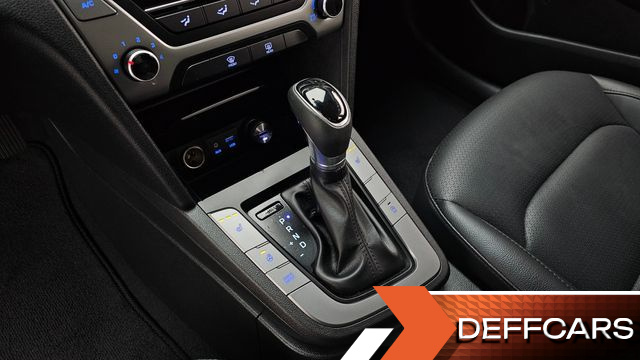 Hyundai AVANTE 1.6 e-VGT SMART купить на сайте DeffCars