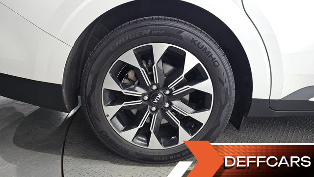 Kia CARNIVAL 7-Seater Signature купить на сайте DeffCars