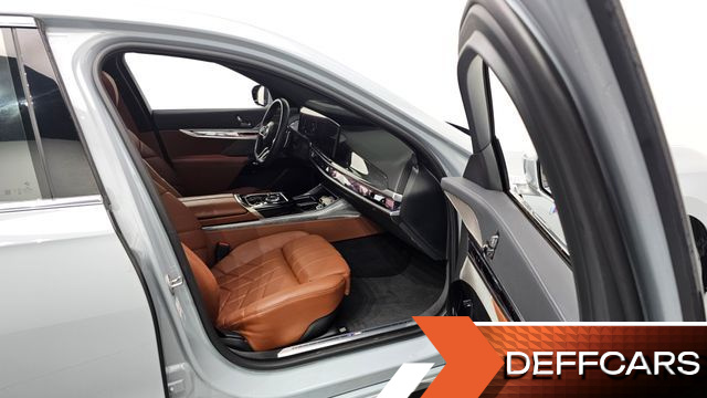 BMW 7-SERIES 740i sDrive M Sport купить на сайте DeffCars