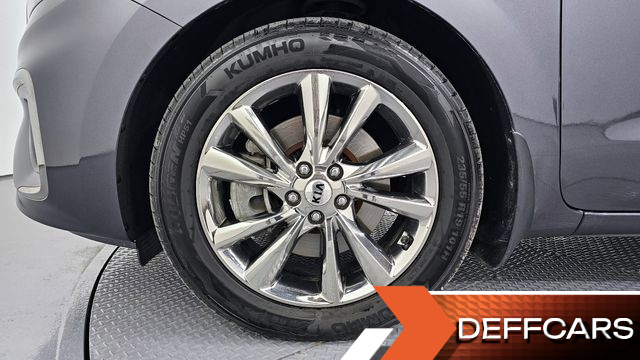 Kia CARNIVAL 9-Seater Noblesse Special купить на сайте DeffCars