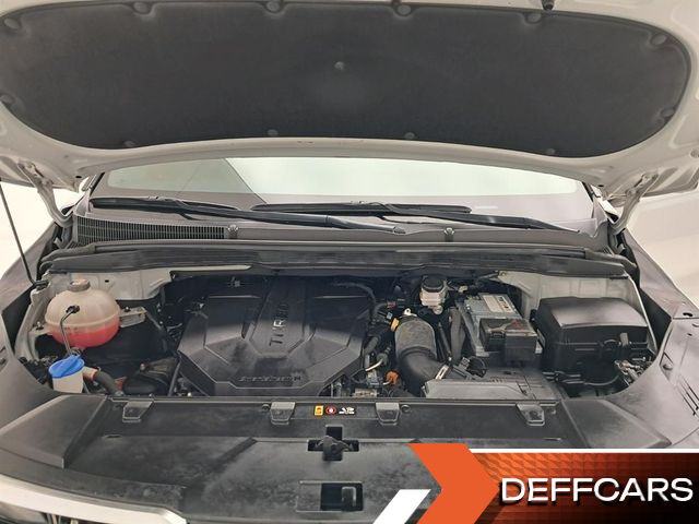 Kia CARNIVAL 9-Seater Noblesse купить на сайте DeffCars