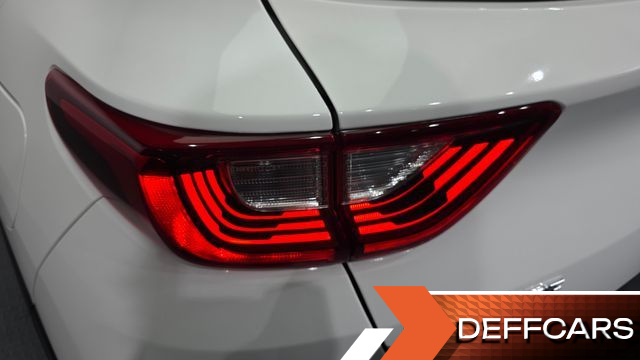 Kia STONIC 1.4 Prestige купить на сайте DeffCars