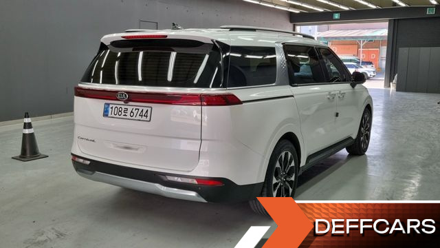 Kia CARNIVAL 9-Seater Noblesse купить на сайте DeffCars