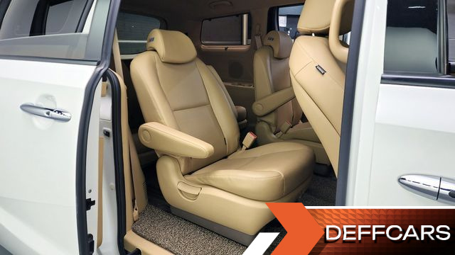 Kia CARNIVAL 9-Seater Prstige купить на сайте DeffCars