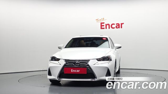 Lexus IS Supreme купить на сайте DeffCars