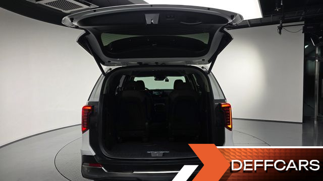 Kia CARNIVAL 9-Seater Noblesse купить на сайте DeffCars