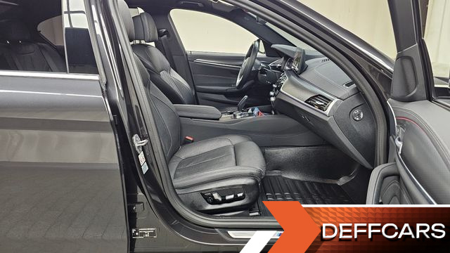 BMW 5-SERIES 520i M Sport купить на сайте DeffCars