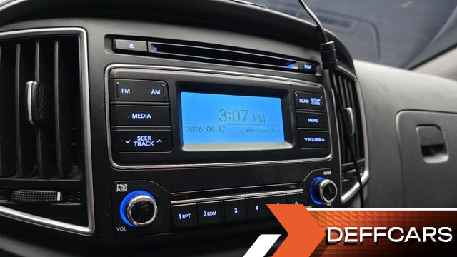 Hyundai STAREX Van 5-Seater Smart купить на сайте DeffCars
