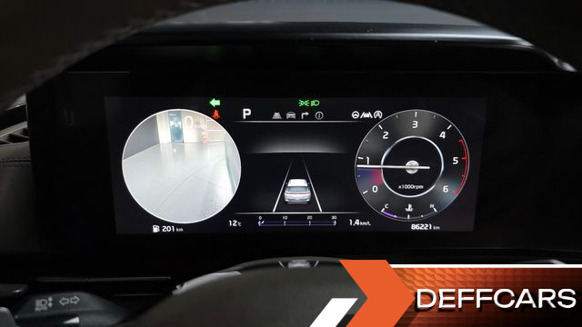 Kia CARNIVAL 9-Seater Signature купить на сайте DeffCars