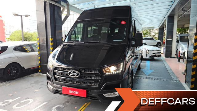 Hyundai SOLATI 15-seater Luxury купить на сайте DeffCars
