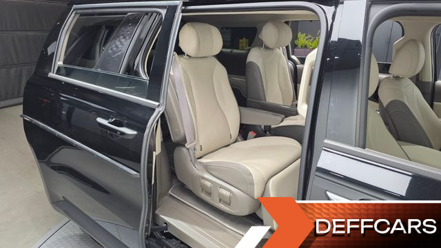 Kia CARNIVAL 7-Seater Gravity купить на сайте DeffCars