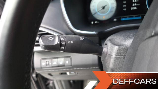 Hyundai SANTAFE Gasoline 2.5T 2WD Calligraphy купить на сайте DeffCars