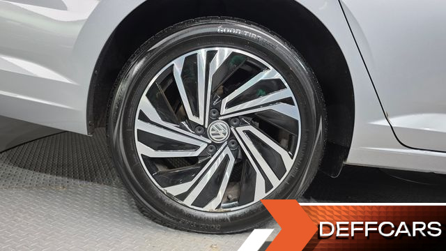Volkswagen JETTA 1.4 TSI Prestige купить на сайте DeffCars