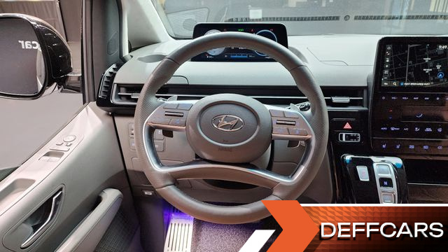 Hyundai STARIA 4WD Lounge 9-Seater Inspiration купить на сайте DeffCars