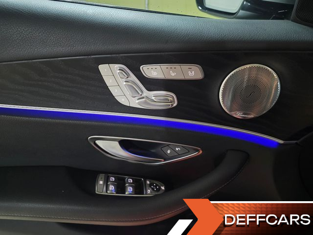 Mercedes E-CLASS E300 4MATIC Avnatgarde купить на сайте DeffCars