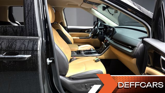 Kia CARNIVAL 7-Seater Noblesse купить на сайте DeffCars