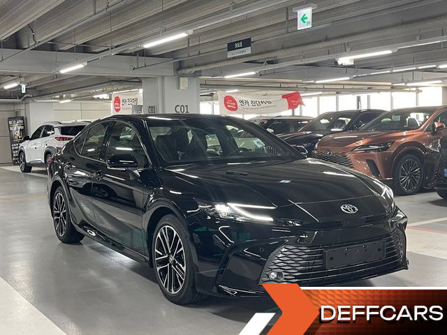Toyota CAMRY 2.5 XLE Premium Hybrid купить на сайте DeffCars