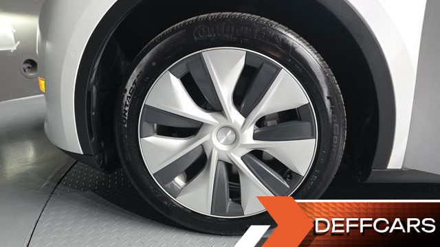 Tesla MODEL Y Standard Range RWD купить на сайте DeffCars