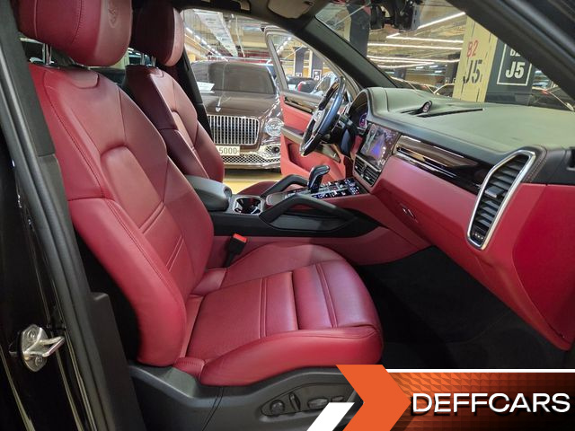 Porsche CAYENNE 3.0 E-Hybrid купить на сайте DeffCars