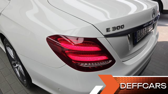 Mercedes E-CLASS E300 AMG Line купить на сайте DeffCars