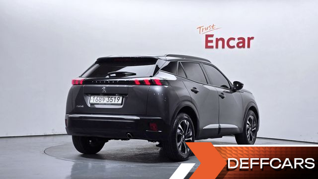 Peugeot 2008 1.5 BlueHDi Allure купить на сайте DeffCars