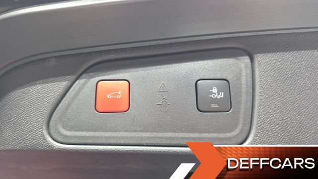 Peugeot 3008 1.5 BlueHDi GT Line купить на сайте DeffCars