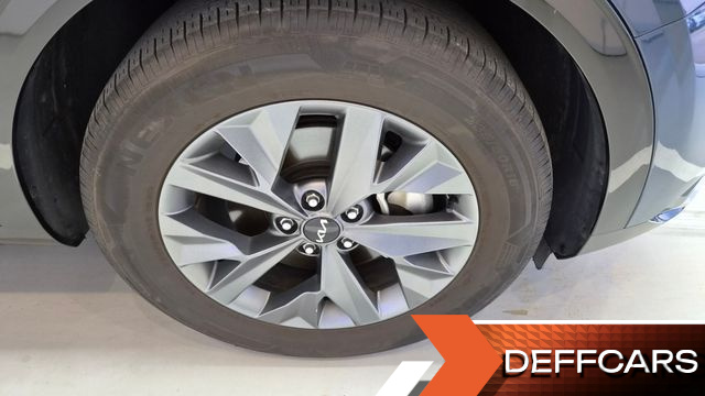 Kia SPORTAGE Gasoline 1.6 Turbo 2WD Signature купить на сайте DeffCars