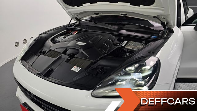 Porsche CAYENNE 3.0 купить на сайте DeffCars