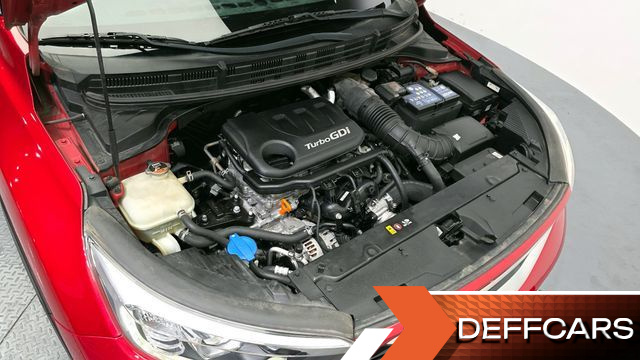 Kia STONIC 1.0 Turbo Prestige купить на сайте DeffCars