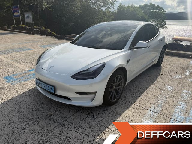 Tesla MODEL 3 Long Range AWD купить на сайте DeffCars