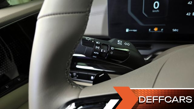 Kia CARNIVAL Gasoline 9-Seater Signature купить на сайте DeffCars