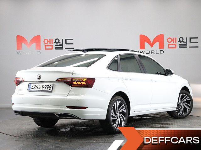 Volkswagen JETTA 1.4 TSI Prestige купить на сайте DeffCars