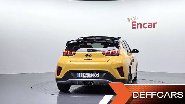 Hyundai VELOSTER 1.6 Turbo Sport Core купить на сайте DeffCars