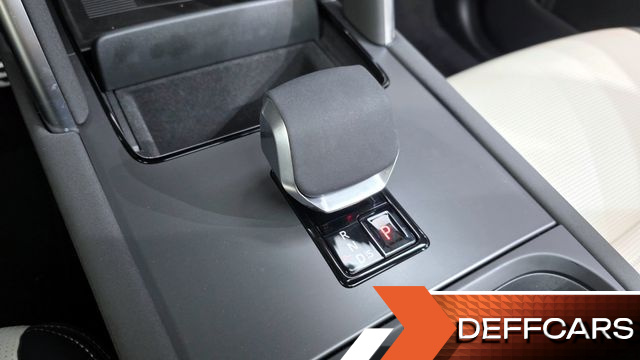 Land Rover DISCOVERY SPORT P250 Dynamic SE купить на сайте DeffCars