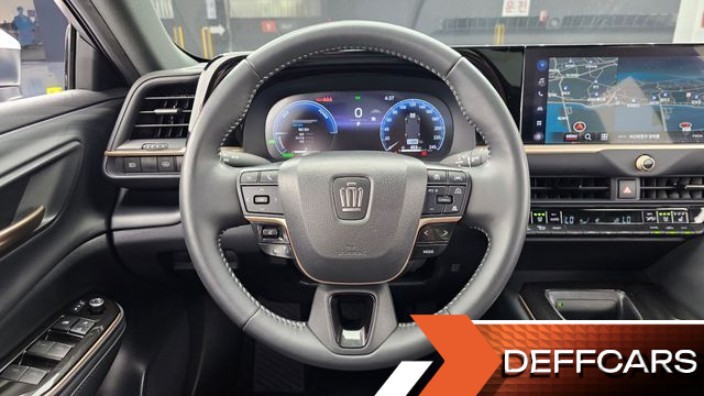Toyota CROWN 2.5 4WD Hybrid купить на сайте DeffCars