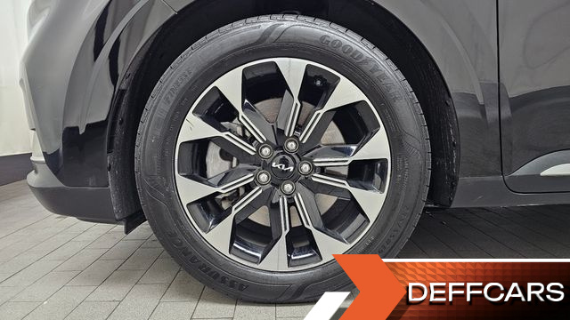 Kia CARNIVAL Gasoline 7-Seater Noblesse купить на сайте DeffCars