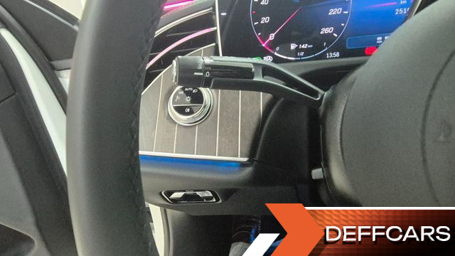Mercedes E-CLASS E300 4MATIC Exclusive купить на сайте DeffCars