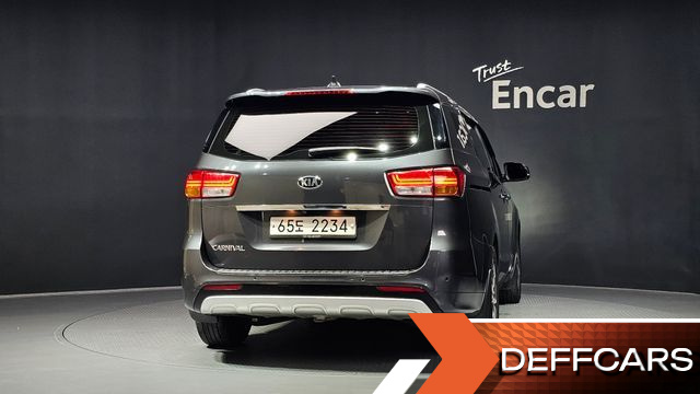 Kia CARNIVAL 9-seater Prestige купить на сайте DeffCars