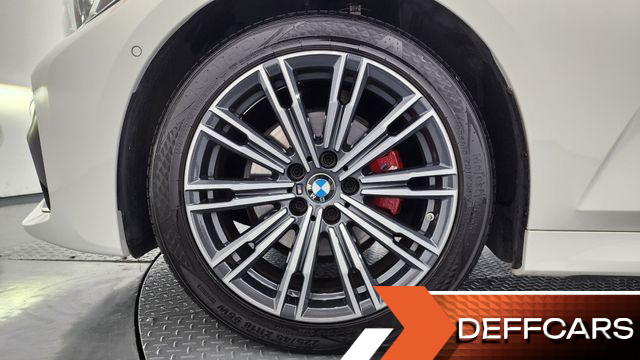 BMW 3-SERIES 320i M Sport купить на сайте DeffCars