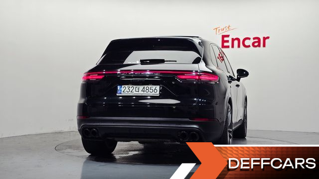 Porsche CAYENNE 3.0 PLATINUM EDITION купить на сайте DeffCars