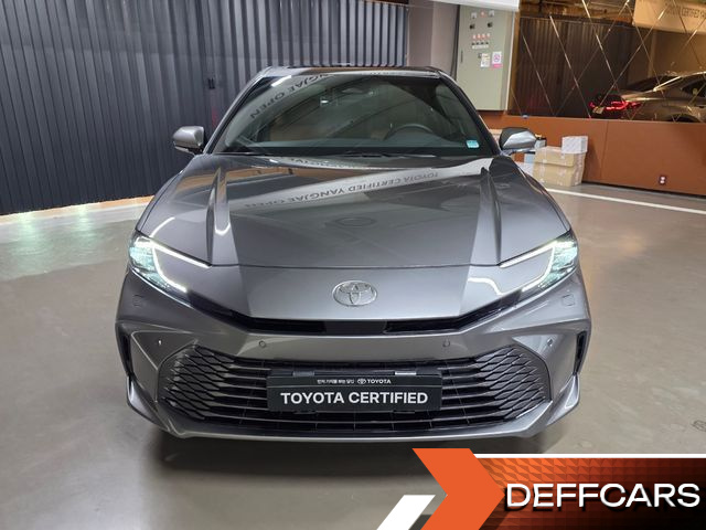 Toyota CAMRY 2.5 XLE Hybrid купить на сайте DeffCars
