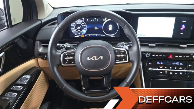 Kia CARNIVAL 9-Seater Noblesse купить на сайте DeffCars