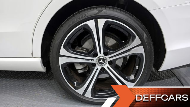 Mercedes C-CLASS C300 4MATIC Avantgarde купить на сайте DeffCars