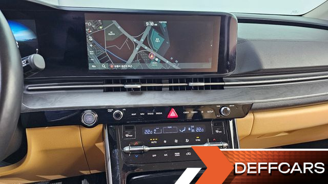 Kia CARNIVAL 9-Seater Signature купить на сайте DeffCars