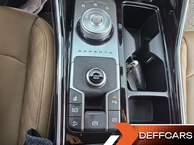 Kia SORENTO HEV 1.6 2WD Gravity купить на сайте DeffCars