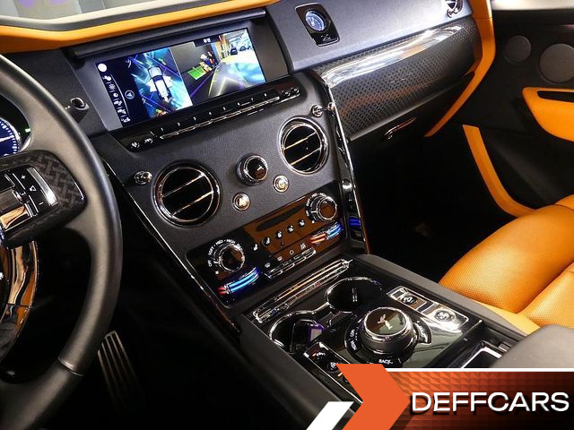 Rolls-Royce CULLINAN 6.7 V12 Black Badge купить на сайте DeffCars