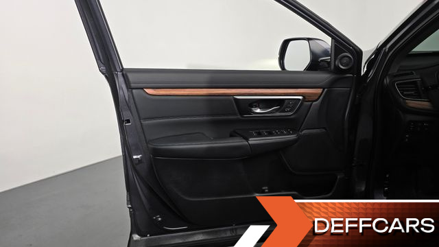 Honda CR-V 2.0 Hybrid Touring 4WD купить на сайте DeffCars